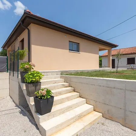 Ferienvilla 'villa Xenia By Interhome Holiday home