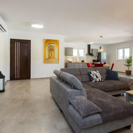 Ferienvilla 'villa Xenia By Interhome Holiday home